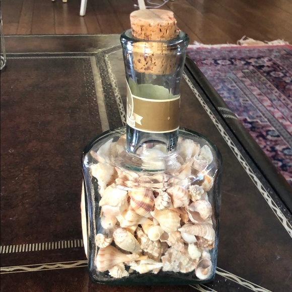 Glass full of shells 🐚 - Picture 2 of 8